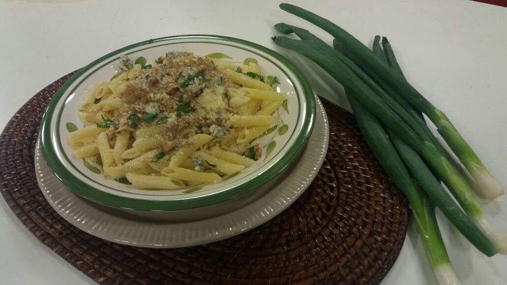 Pasta corta Adria (la que prefieras) con salsa de quesos