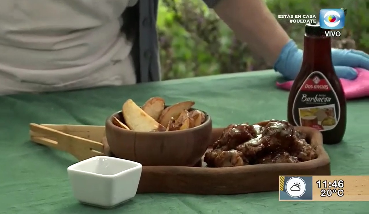 Alitas de pollo al horno a la salsa barbacoa