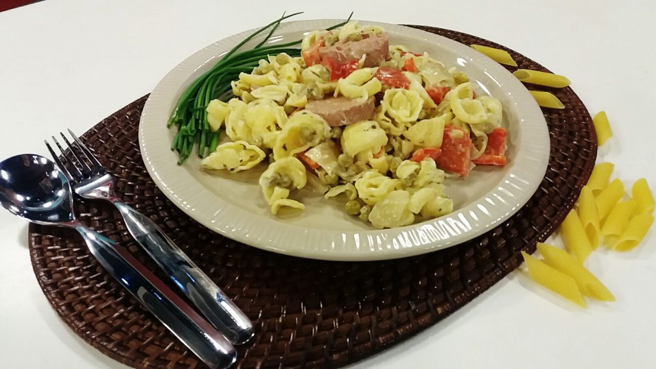 Ensalada deliciosa con ñoquis Adria
