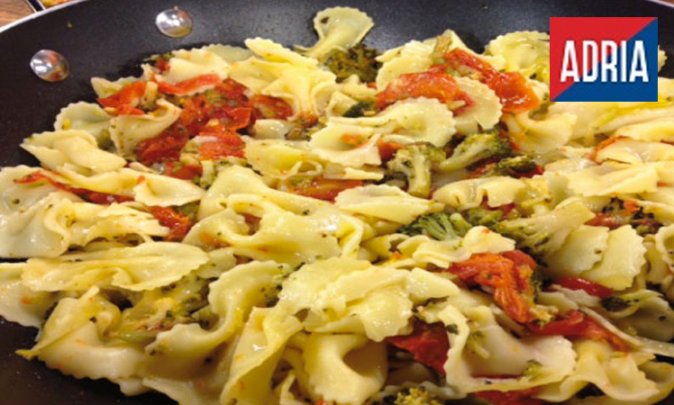 Pasta ADRIA con tomates asados