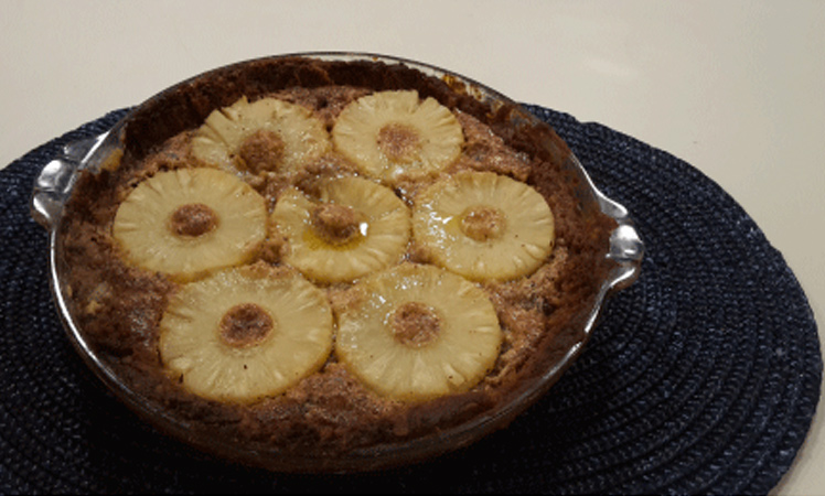 Tarta de Almendras y Ananá